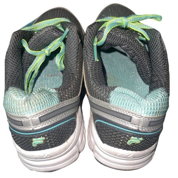 FILA Sneakers- Sz 7 1/2 - Picture 6 of 13